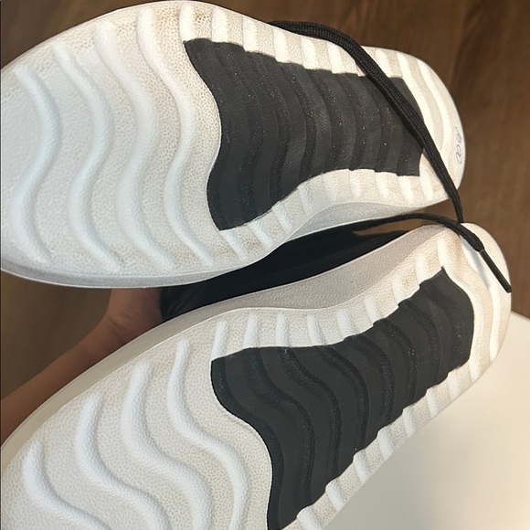 Allbirds Plant Pacers in Natural Black Vegan Sneakers in size 5 - NWOT - Picture 10 of 12